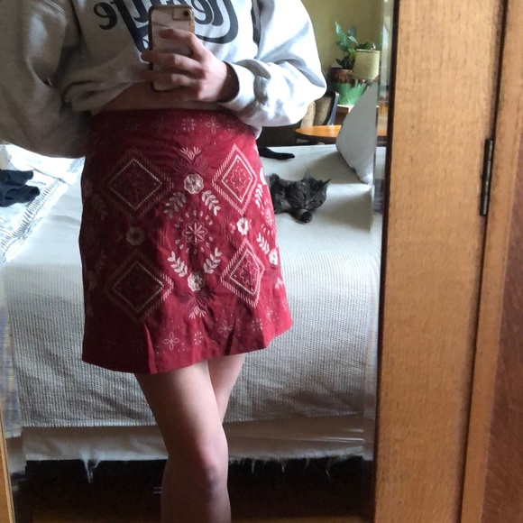 Miami Embroidered Skirt, worn once - Picture 5 of 5